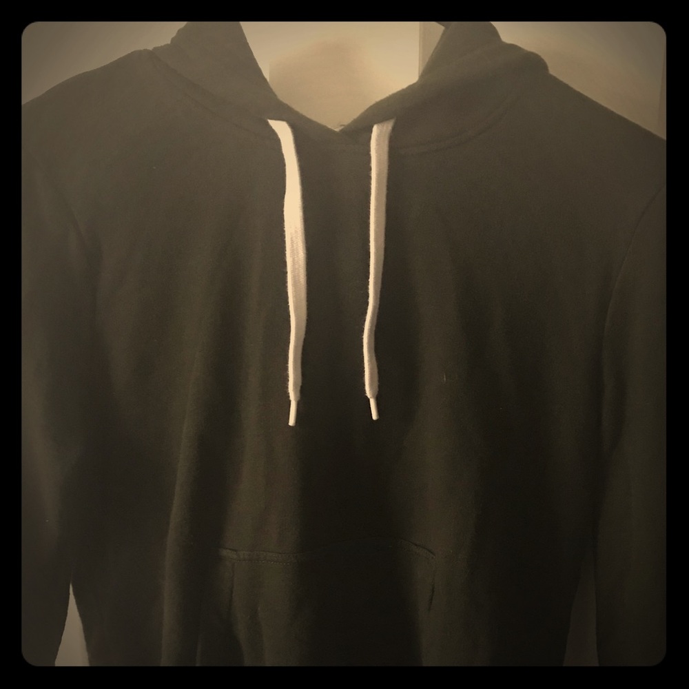 Slightly cropped sweatshirt- forest green